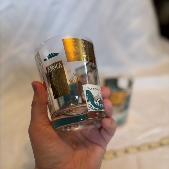 Vintage Vacation Libbey Glass Tumblers - Gold and Blue - Picture 6 of 9